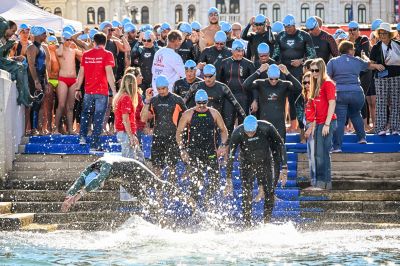 Una splendida domenica estiva fra Barcolana Nuota, Young, Fun e Lake Up