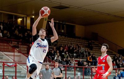 Basket: Gobbato porta lo Jadran alla vittoria, bene il Bor Radenska