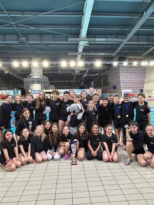 Terzo posto a squadre Esordienti per la Tergeste Nuoto ai regionali