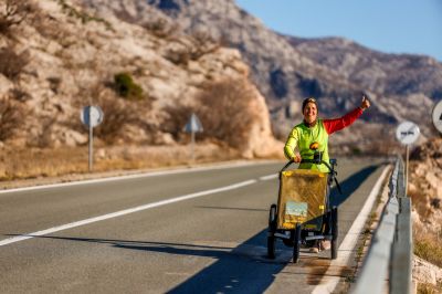 L'impresa di Andrea Prais passa anche per Trieste: un anno e mezzo di corsa per fare il giro del mondo