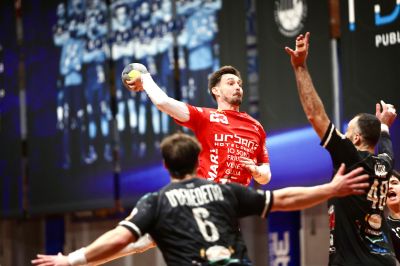 Hubert ed Esparon fanno fuoco e fiamme a Chiaravalle, Trieste vince nettamente