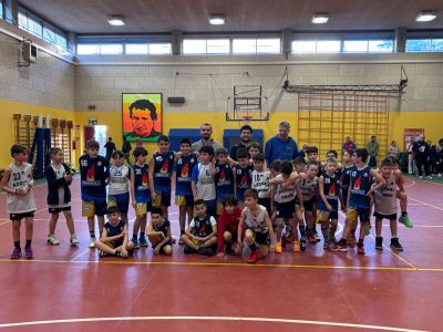 Bella esperienza per i 2015 di Azzurra, Arcobaleno e Tigrotti al torneo di Varese