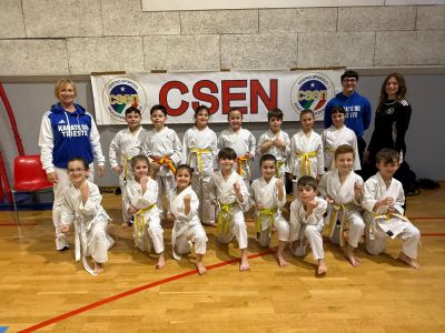 Karate Do Trieste in gara con i "piccolini": tante medaglie per il team di Anna Devivi