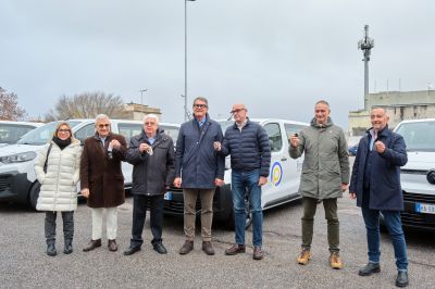 Quattro pulmini per le società sportive donati dalla Fondazione CRTrieste