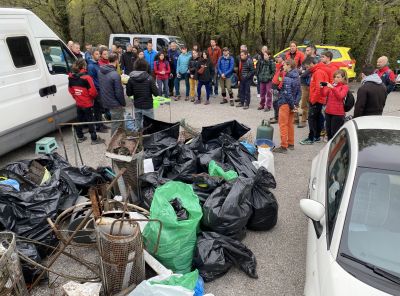 "Climb and Clean": il mondo dell’arrampicata triestina si unisce per ripulire la Napoleonica