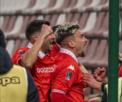 Le pagelle: si sbloccano gli attaccanti, Jonsson duttile