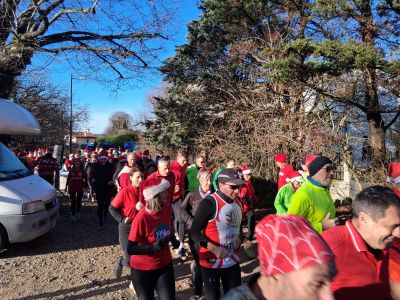 In 150 a Basovizza per la conviviale sgambata di Natale