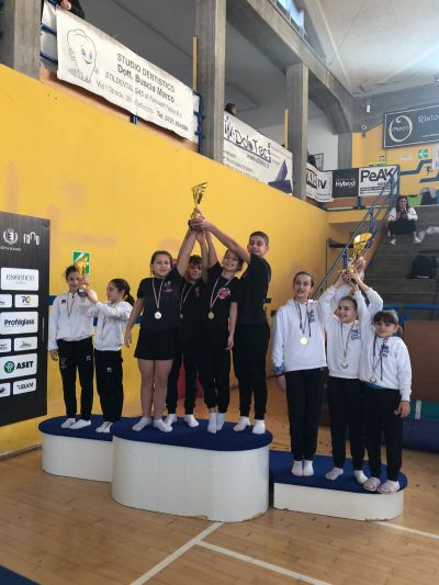 Progetto Acrobatica Trieste campione d'Italia nel trampolino elastico